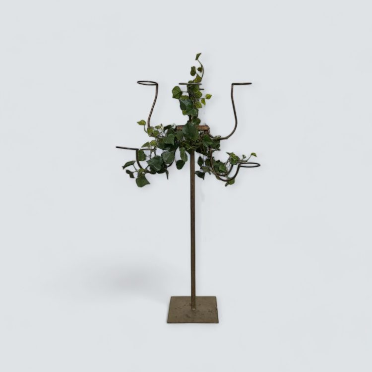 alquiler de mobiliario para eventos y bodas en sevilla. Alquiler de candelabro porta velas