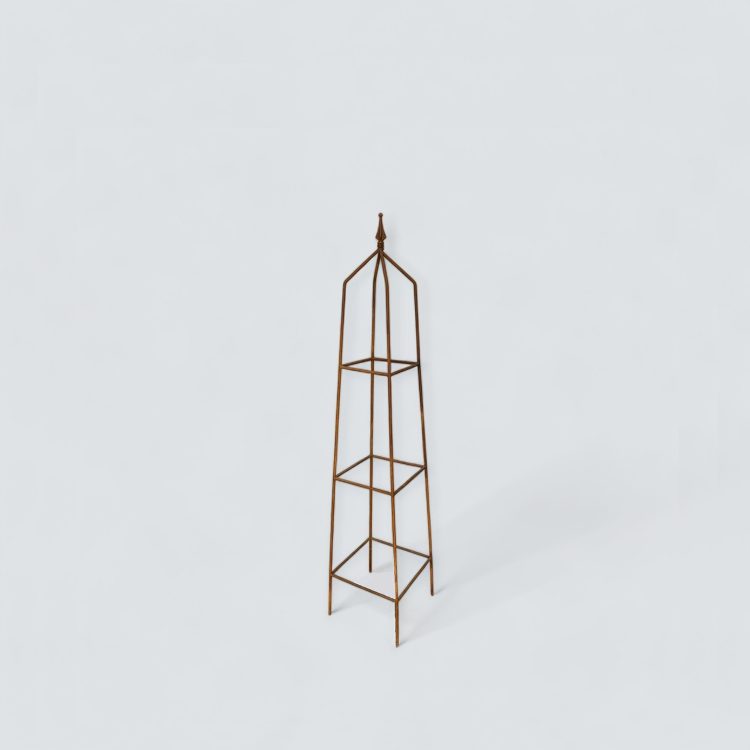 alquiler de mobiliario para eventos y bodas en sevilla. Alquiler de estructura hierro para decoracion