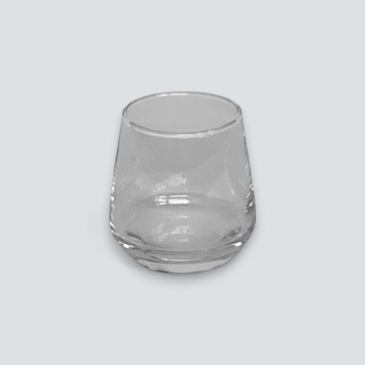 alquiler de mobiliario para eventos y bodas en sevilla. Alquiler de vaso de cristal para decoracion