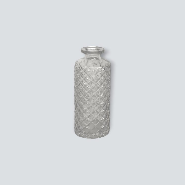alquiler de mobiliario para eventos y bodas en sevilla. Alquiler de botellita de cristal para decoracion