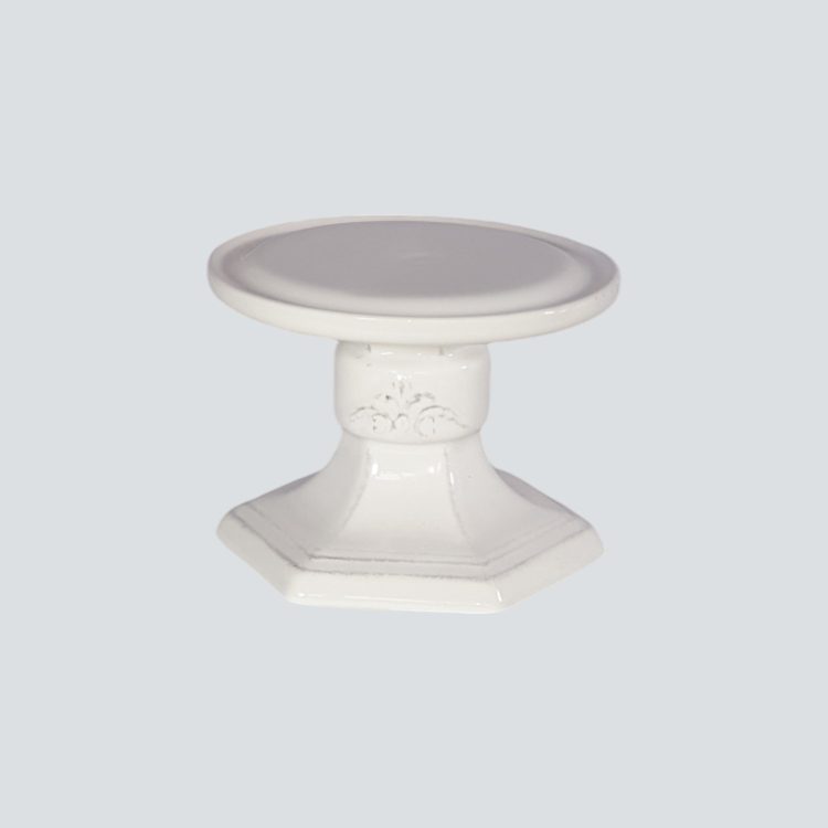 alquiler de mobiliario para eventos y bodas en sevilla. Alquiler de peana para decoracion